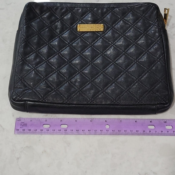 Marc Jacobs iPad case - Picture 6 of 9